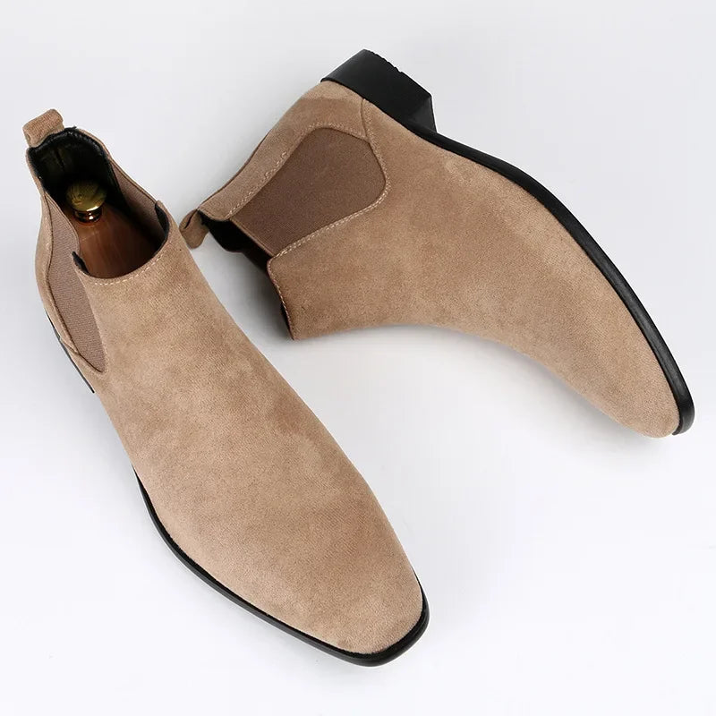 Men's Chelsea Boots Versatile Fashionable Short Boots Small Square Head Designer Shoes Heels Cowgirl Boots