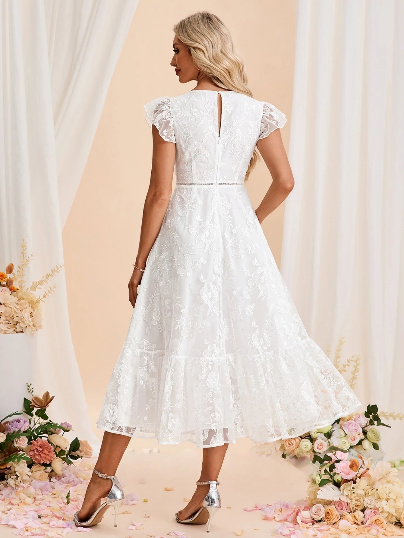 Embroidered V-Neck Short Sleeve A-line Tulle Midi Dress