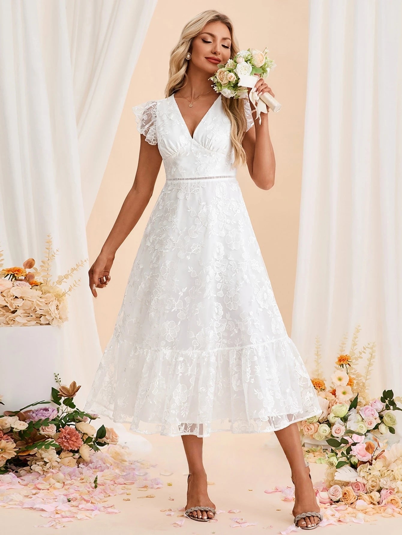 Embroidered V-Neck Short Sleeve A-line Tulle Midi Dress