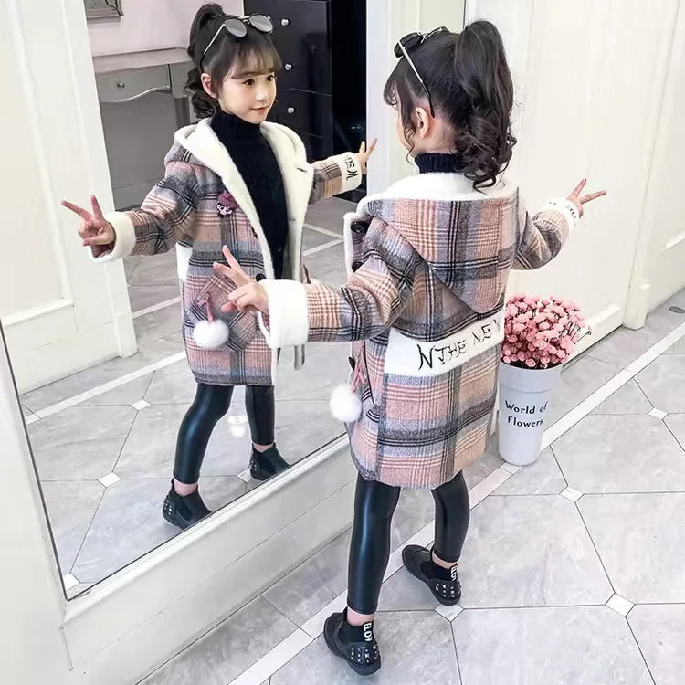 Fashion Girls clothing Jackets Autumn Winter parka Clothes Medium Long coat windbreaker Plaid Thicken Lamb Children Woolen Coats