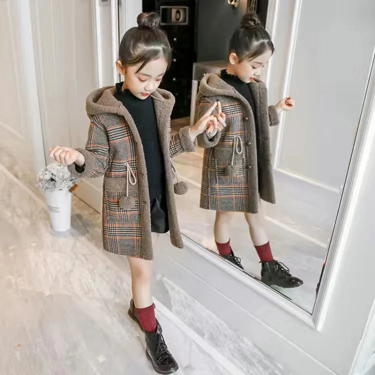 Fashion Girls clothing Jackets Autumn Winter parka Clothes Medium Long coat windbreaker Plaid Thicken Lamb Children Woolen Coats