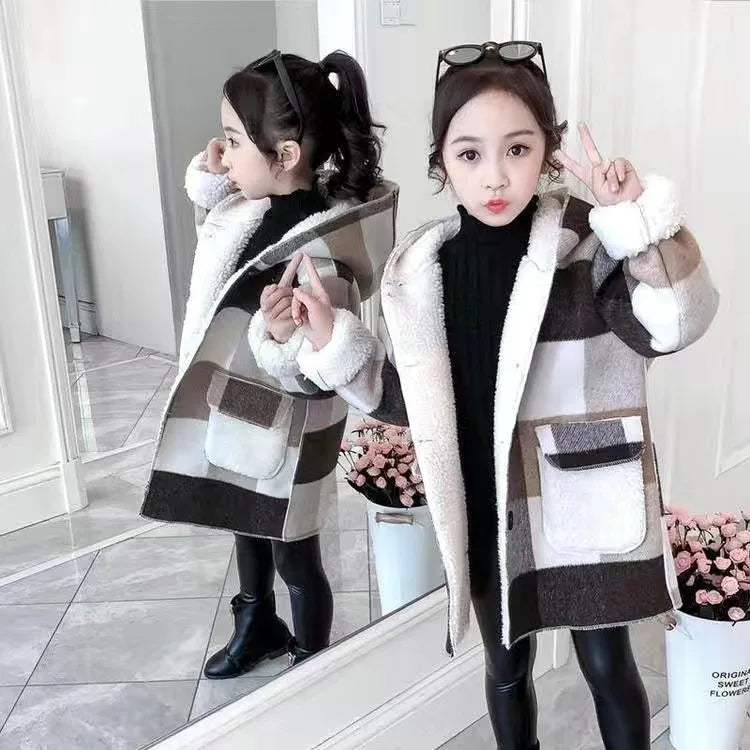 Fashion Girls clothing Jackets Autumn Winter parka Clothes Medium Long coat windbreaker Plaid Thicken Lamb Children Woolen Coats
