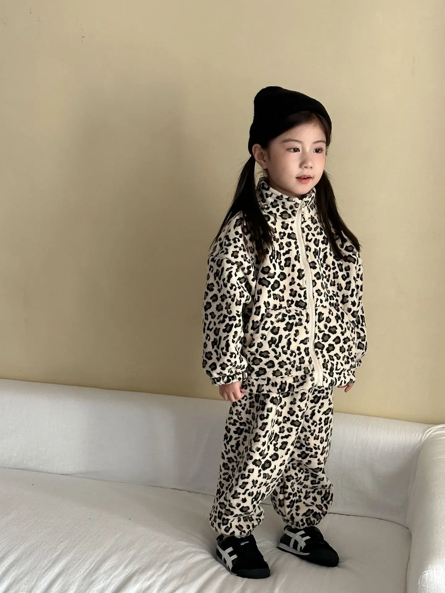 2025 Winter New Children Plus Velvet Thick Clothes Set Leopard Print Boys Girls Fleece Warm Coat + Pants 2pcs Suit Kids Outfits