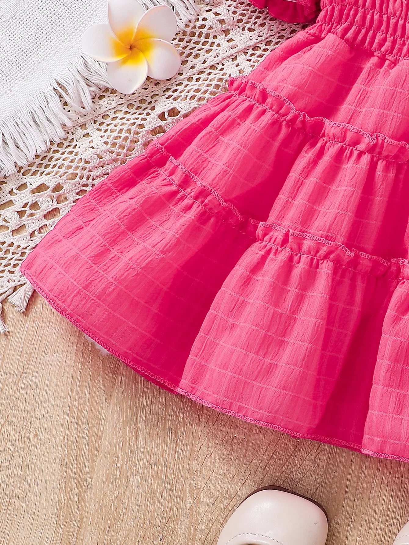 2025 New Girl's Dress with Embroidered Sleeves and Splicing Cake Skirt for Baby Girls 2 and 6 Years Old, Fashionable and Stylish