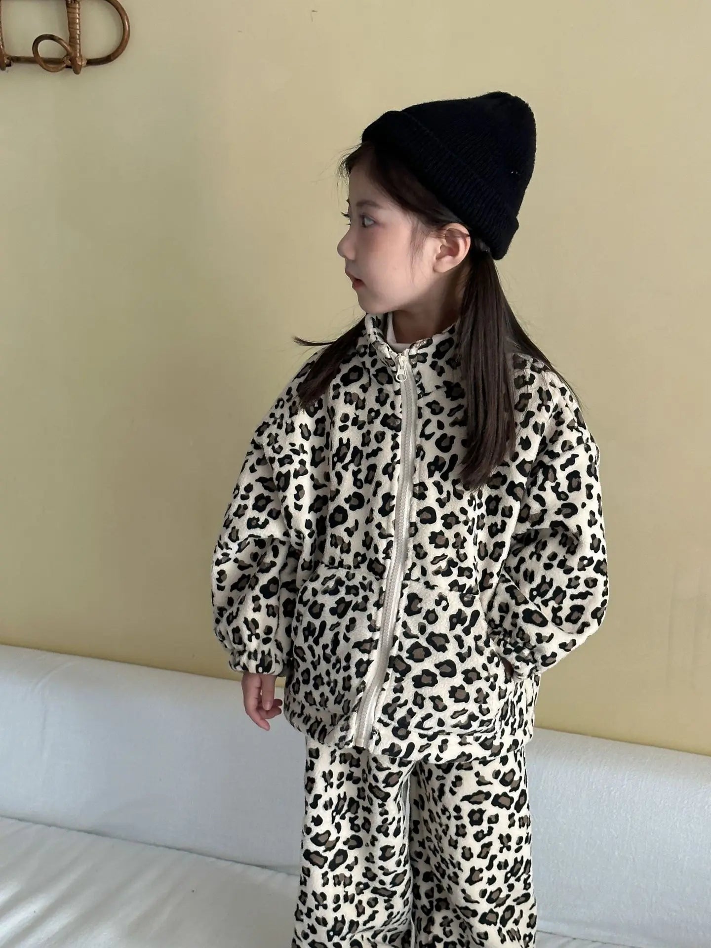 2025 Winter New Children Plus Velvet Thick Clothes Set Leopard Print Boys Girls Fleece Warm Coat + Pants 2pcs Suit Kids Outfits