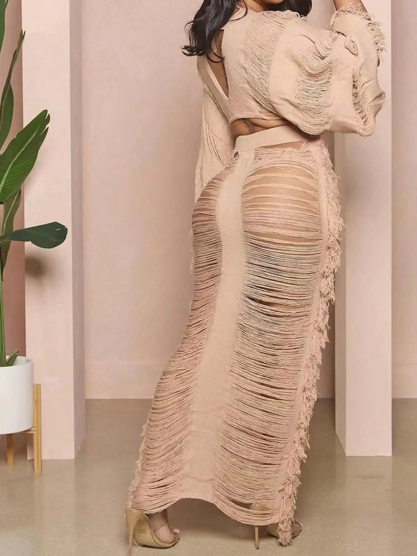 2025 latest women's 2-piece tassel costume long sleeve top and tassel cut-out long skirt